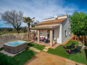 Holiday Home Villa Aurora by Interhome